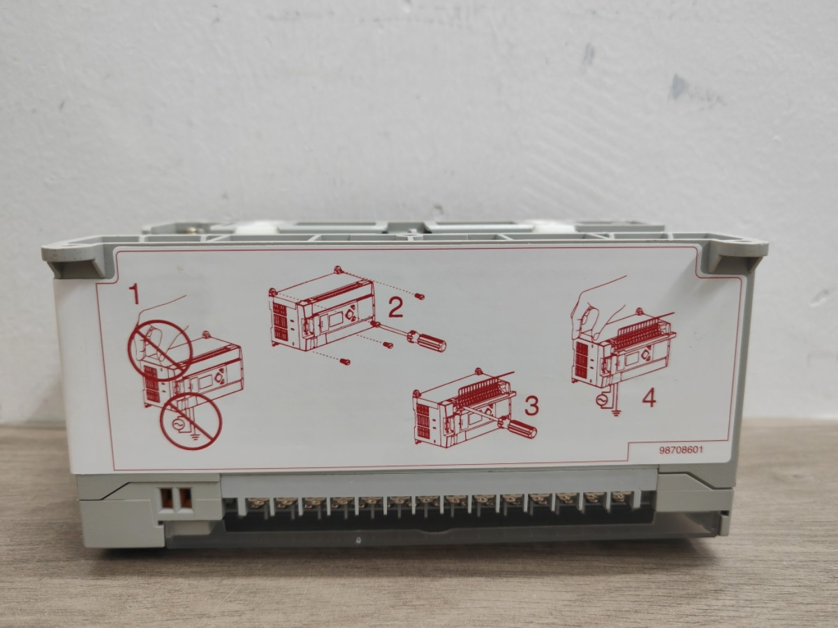 NEW Sealed Allen-Bradley 1766-L32BWA MicroLogix 1400 32 Point Controller