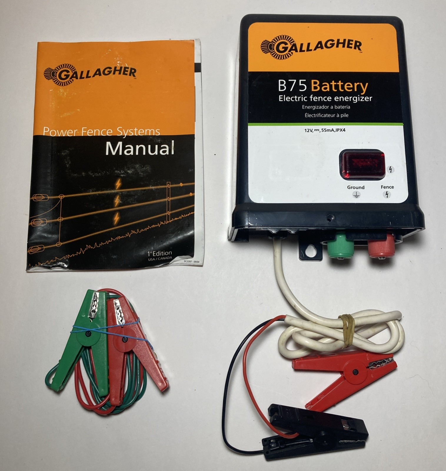 Gallagher Portable Battery Electric Fence Energizer B75 G343404- Up to 50 Acres