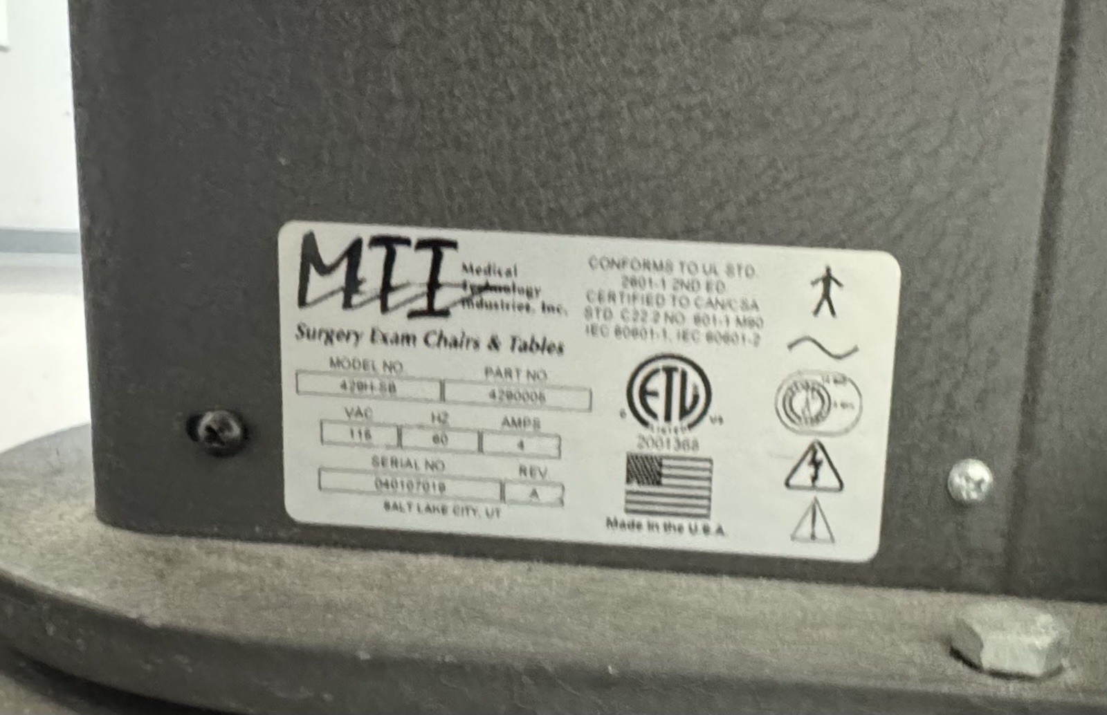 MTI 429 quad motor power medical Examination chairs/tables  22 ” wide