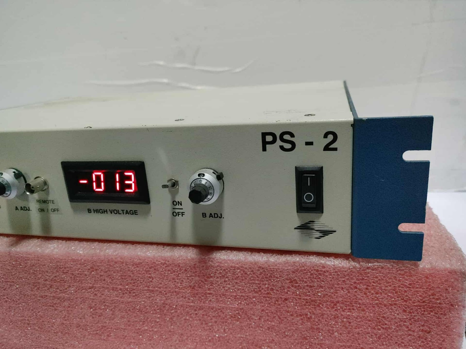 Sutter Instrument PS-2 Power Supply for MOM and PMT Hamamatsu R6357 R3896 R3811