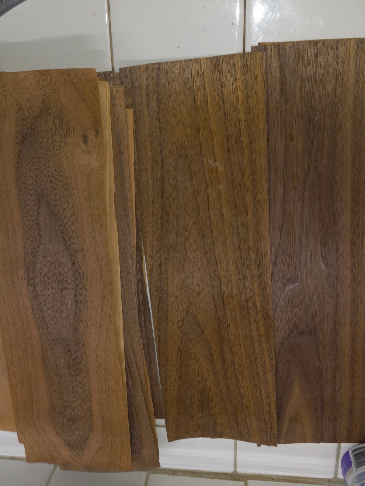 40 Sheets Hardwood VENEER .7MM – 16″ X 5″ Real Wood Wanut & Ash