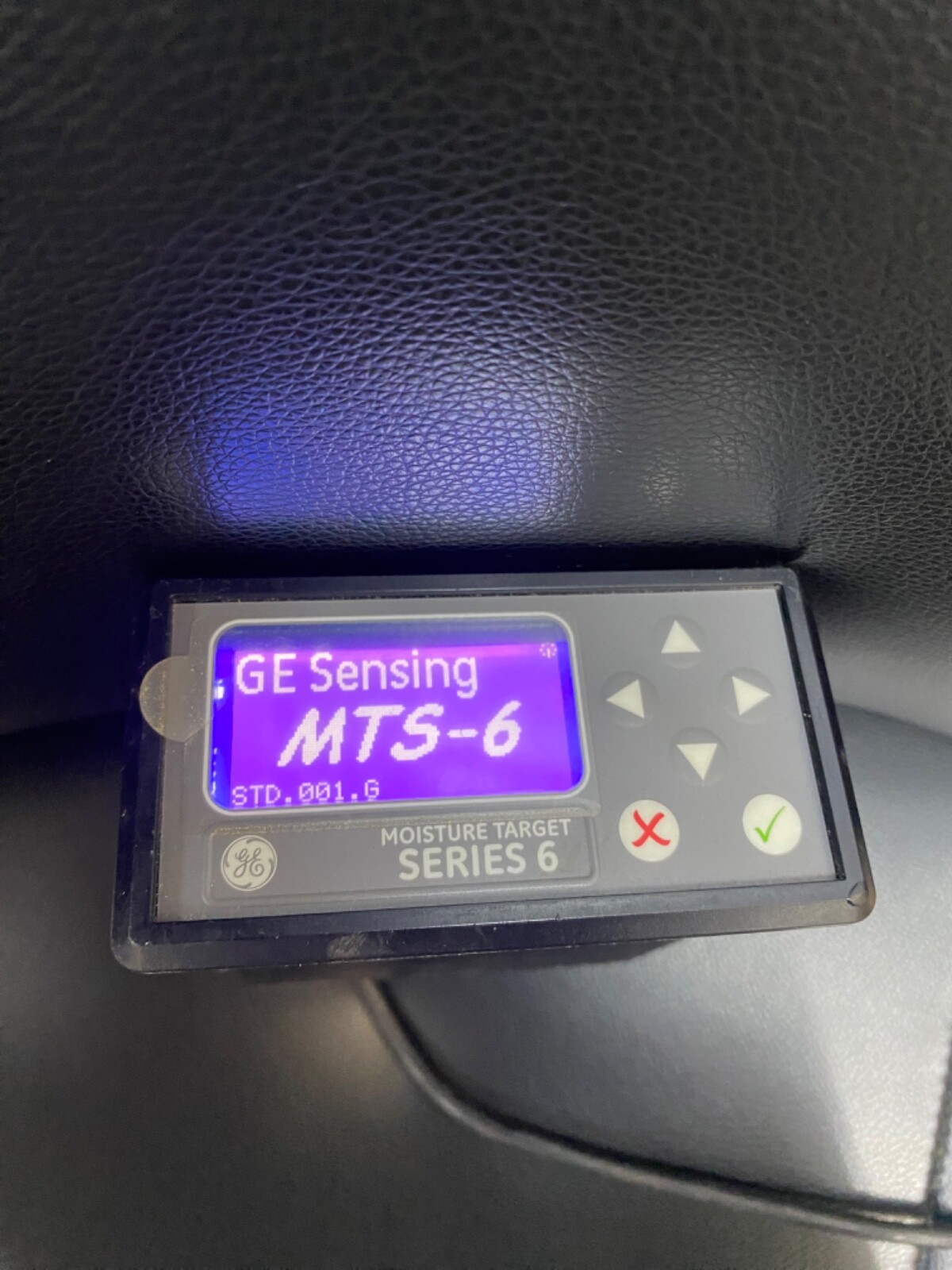 GE PANAMETRICS series 6 MTS6-3-A-1-0 Moisture Target