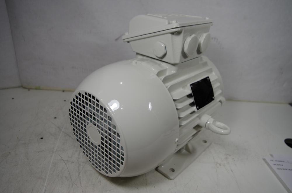 WEG AC MOTOR W22 PREMIUM 5.5KW 7.3HP IP55 480VAC 60HZ. 3500RPM WASHDOWN