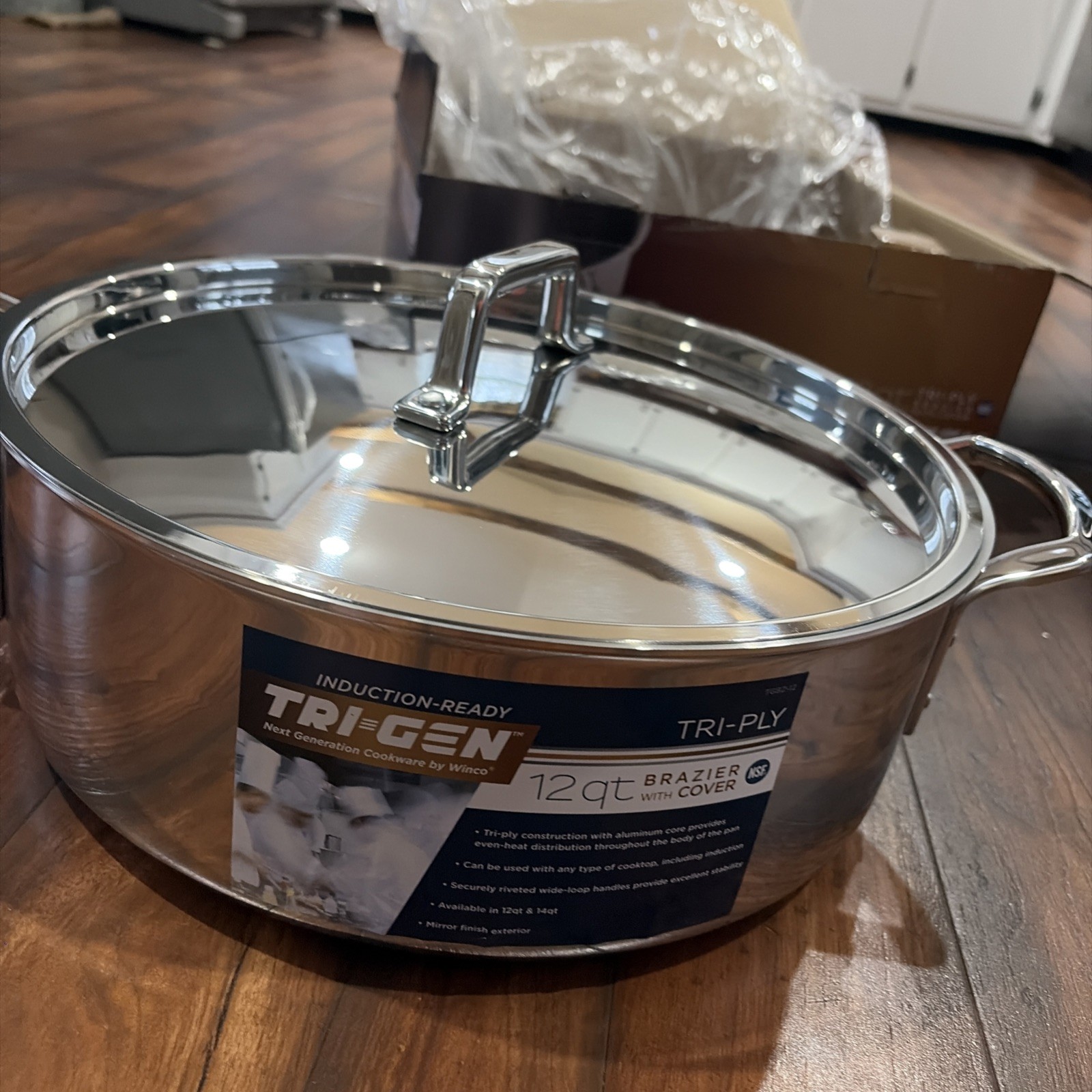 Winco Tri= Gen Cookware Pot TGBZ12 12 Qt Tri-Ply Brazier w/Cover Silver NSF