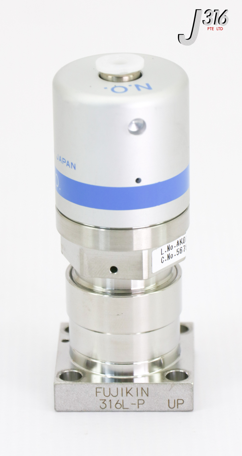 L3878 (LOT OF 30) FUJIKIN DIAPHRAGM VALVE, TYPE N.O., O.P. 0.5~0.6MPA 567898