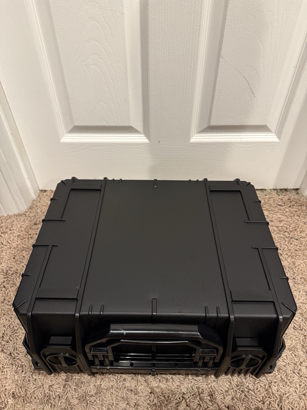 Seahorse SE630 (16.0 x 11.6 x 6.2”) Waterproof Protective Equipment Case