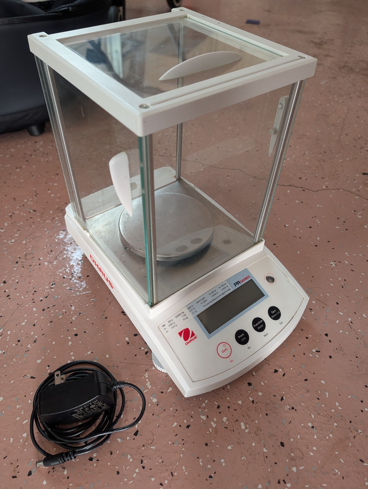 Ohaus PR523N/E PR Series Scale With Power Supply