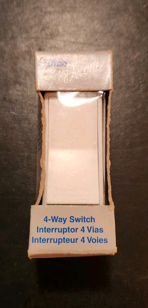 Leviton Decora 15 Amp 4-Way Rocker Switch White Back & Side Wired