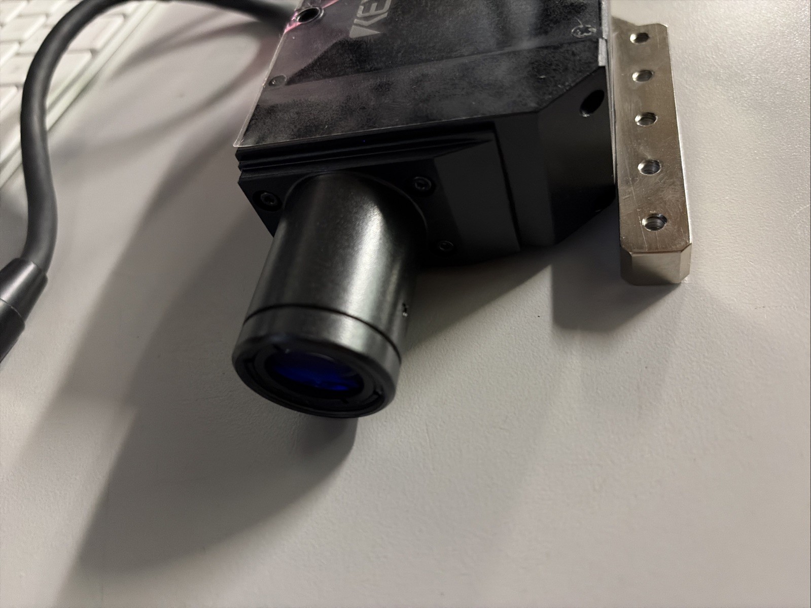 Keyence Corporation LT-9031 Laser Sensor