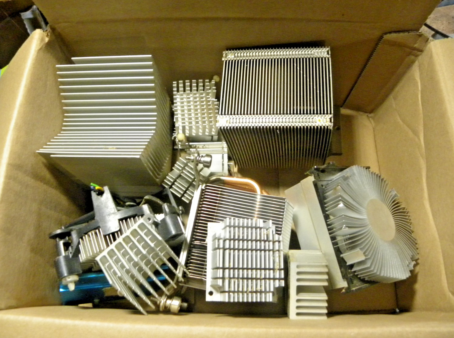 Lot of 5 Pounds Aluminum Computer Heat Sinks Scrap reuse craft or repair