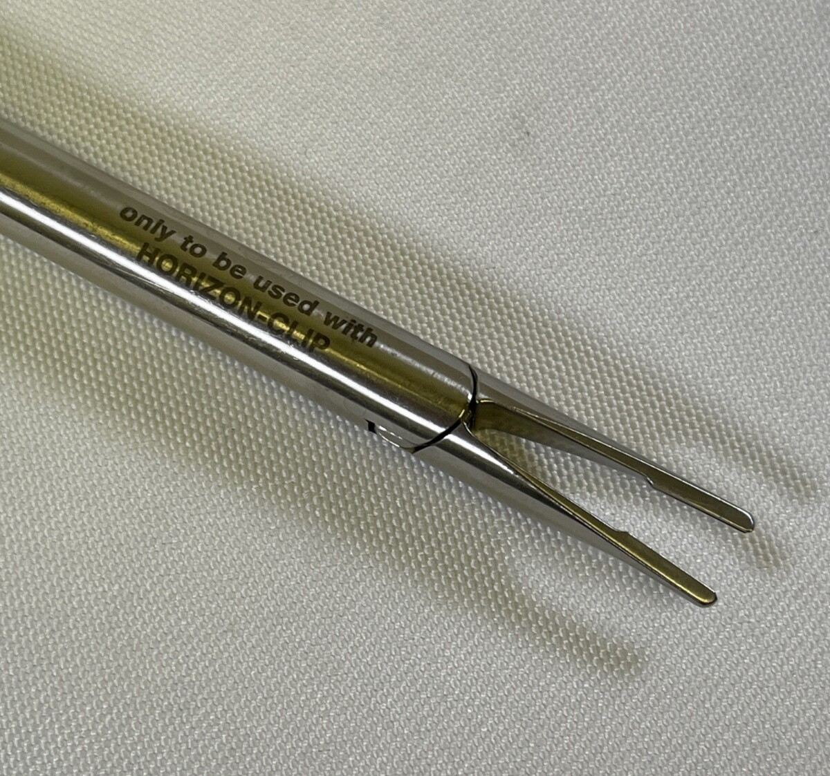 Pilling Weck Horizon 338110 Endoscopic Ligating Clip Applier 10mm x 32cm Med/Lrg