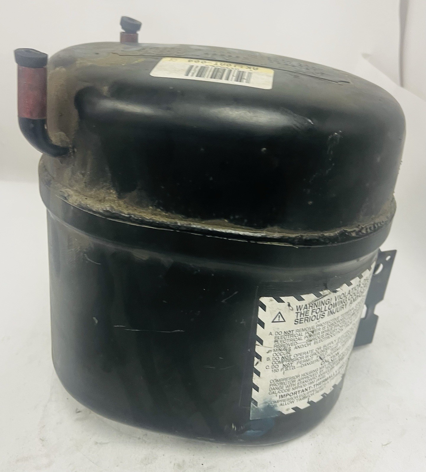 TECUMSEH NO. AK110AT-004-J7 COMPRESSOR 1 HP 115 VAC 60HZ 11000 BTU