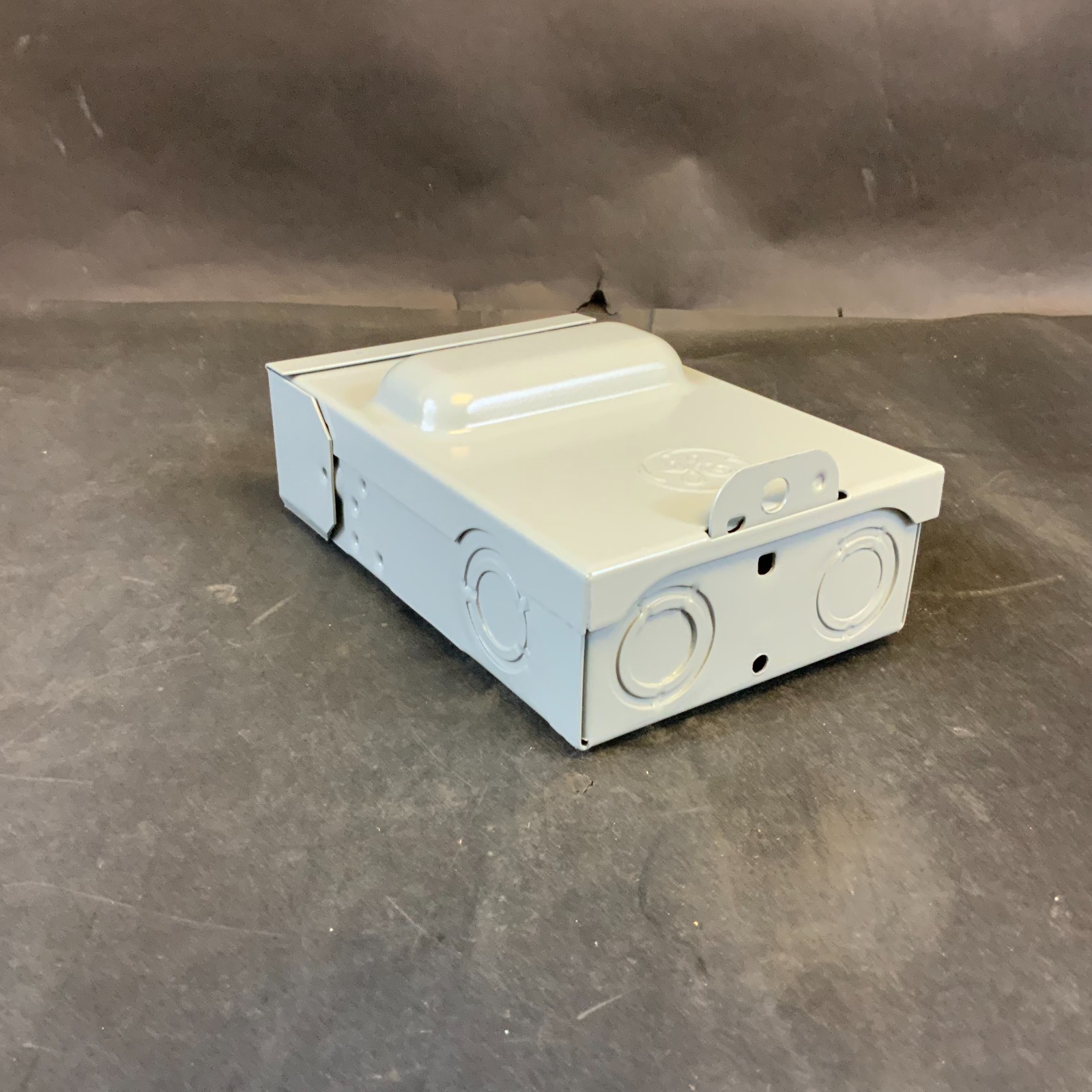 GE TF30RCP AIR CONDITIONER DISCONNECT – NEW ($15 OBO)
