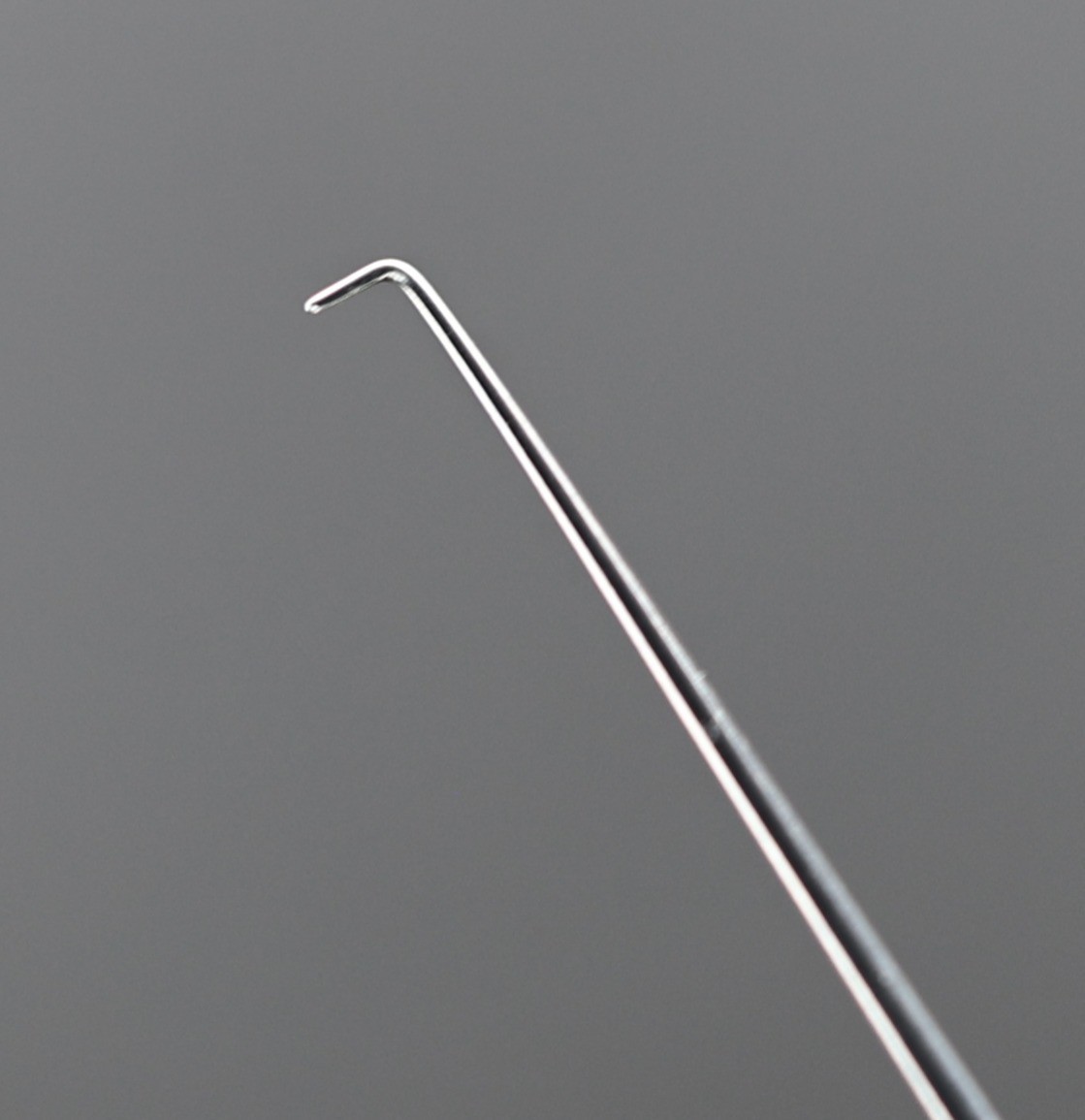 AESCULAP MA182R Day Ear Hook, Blunt, Straight, 6.25″