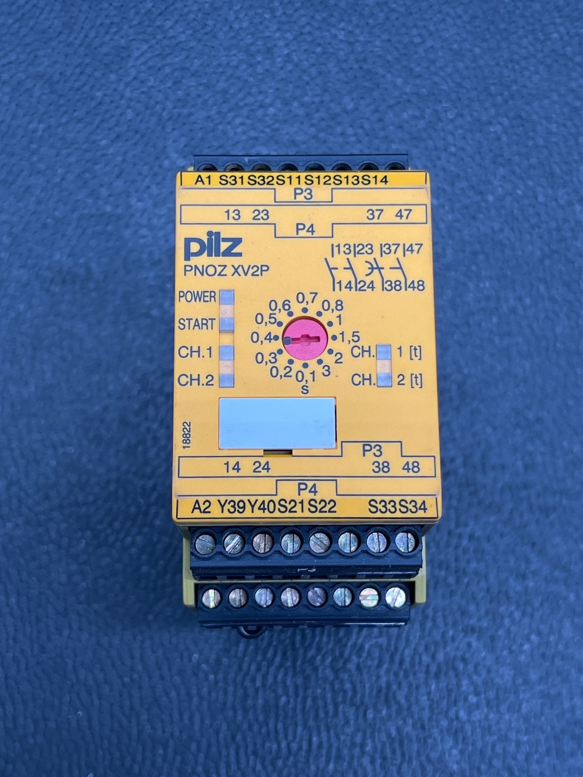 PILZ 777502 PNOZ XV2P Safety Relay Module NEW