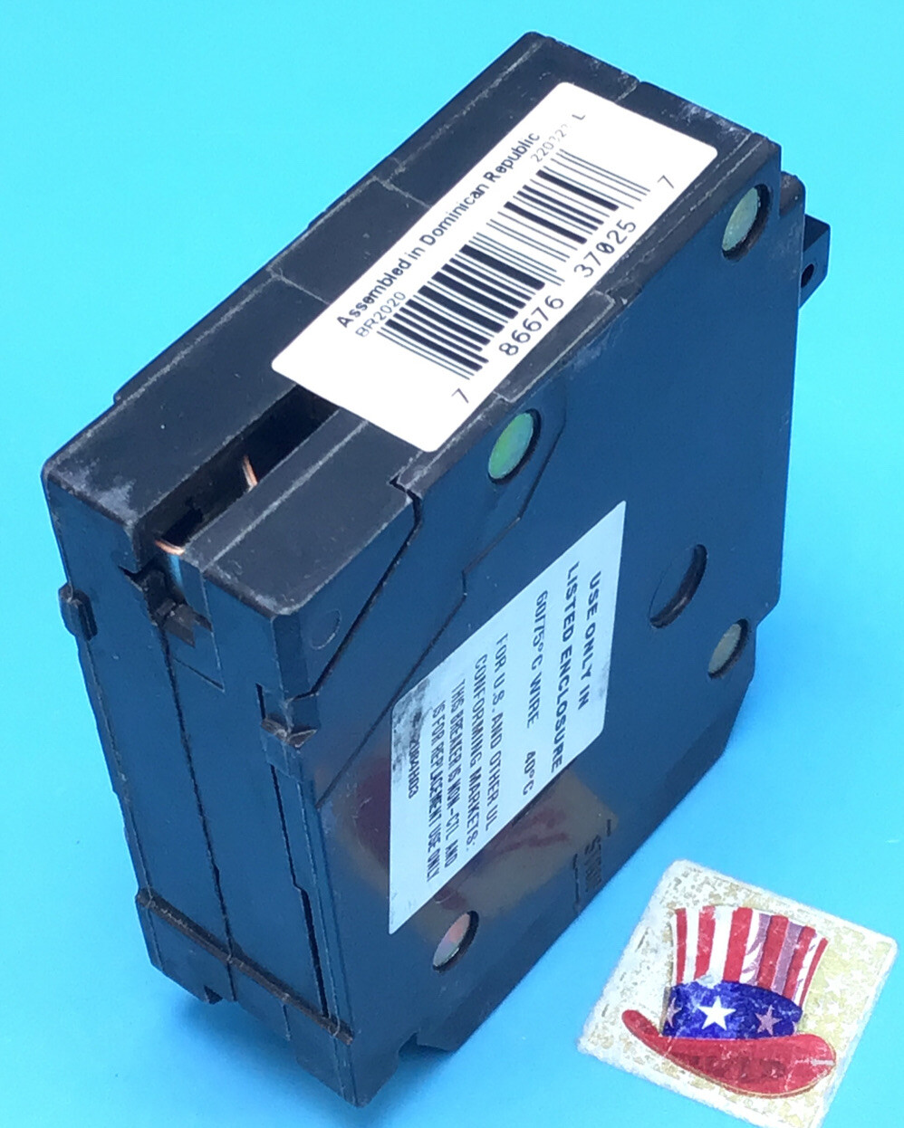New Circuit Breaker Eaton Cutler Hammer BR2020 20 Amp Two 1 Pole Tandem Twin