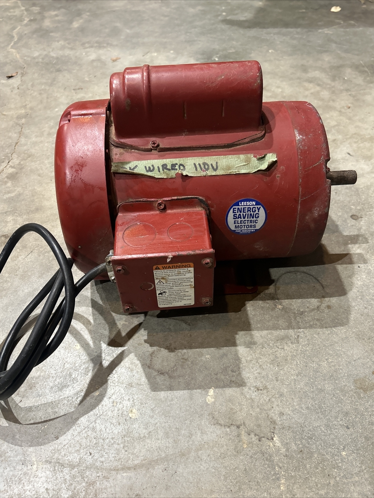Leeson M6C17FB10L 1/0.75HP 115/208-230V 1725/800RPM 56FR 1PH 60HZ TEFC
