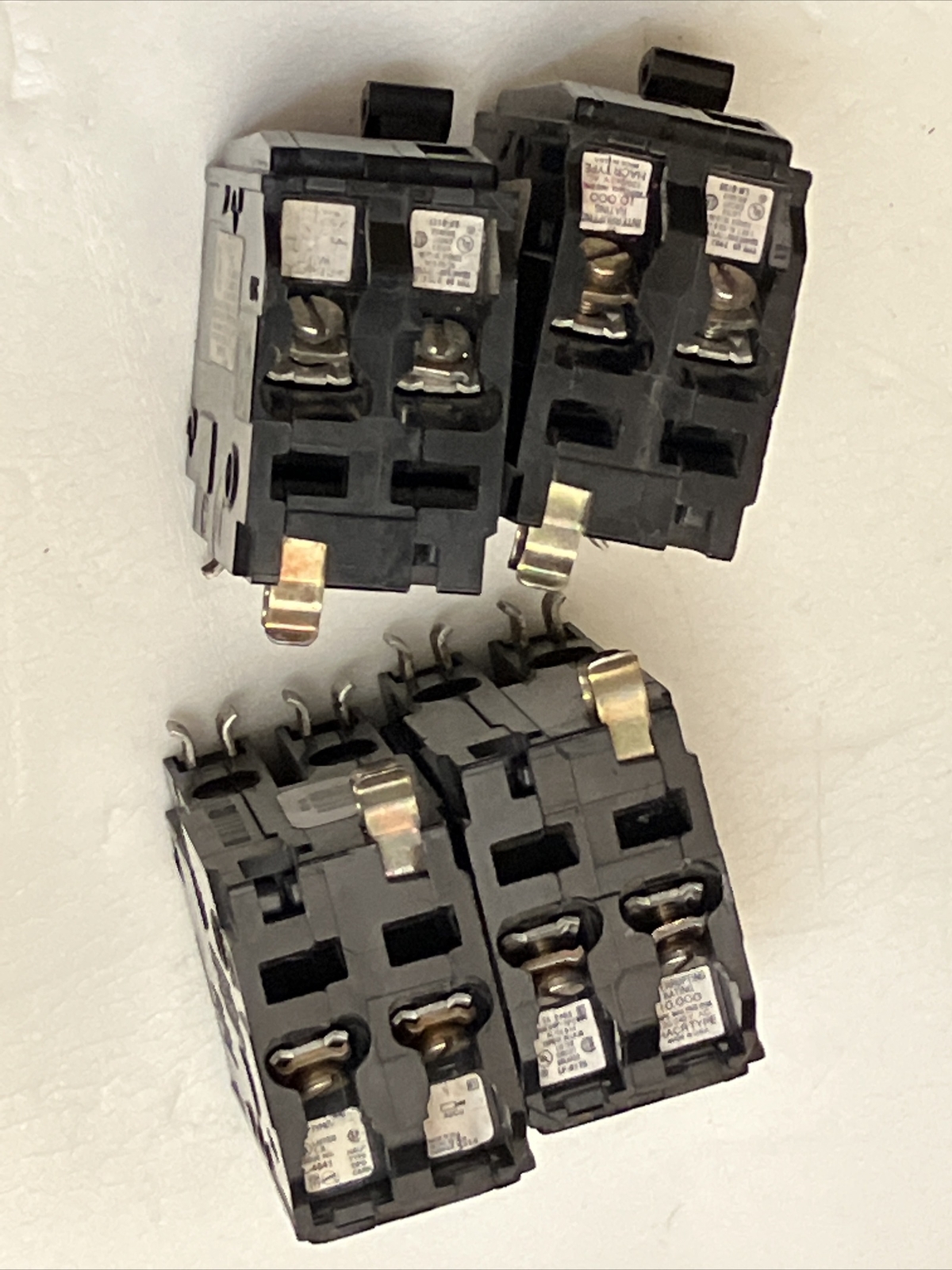 Square D QO230 2-Pole 30 Amp 120/240V Plug-In Breaker Black 3 prong Trip Window