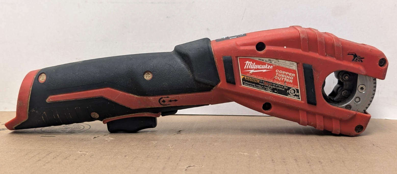 Milwaukee 2471-20 M12 Cordless Copper Tubing Cutter – FOR PARTS/AS-IS!