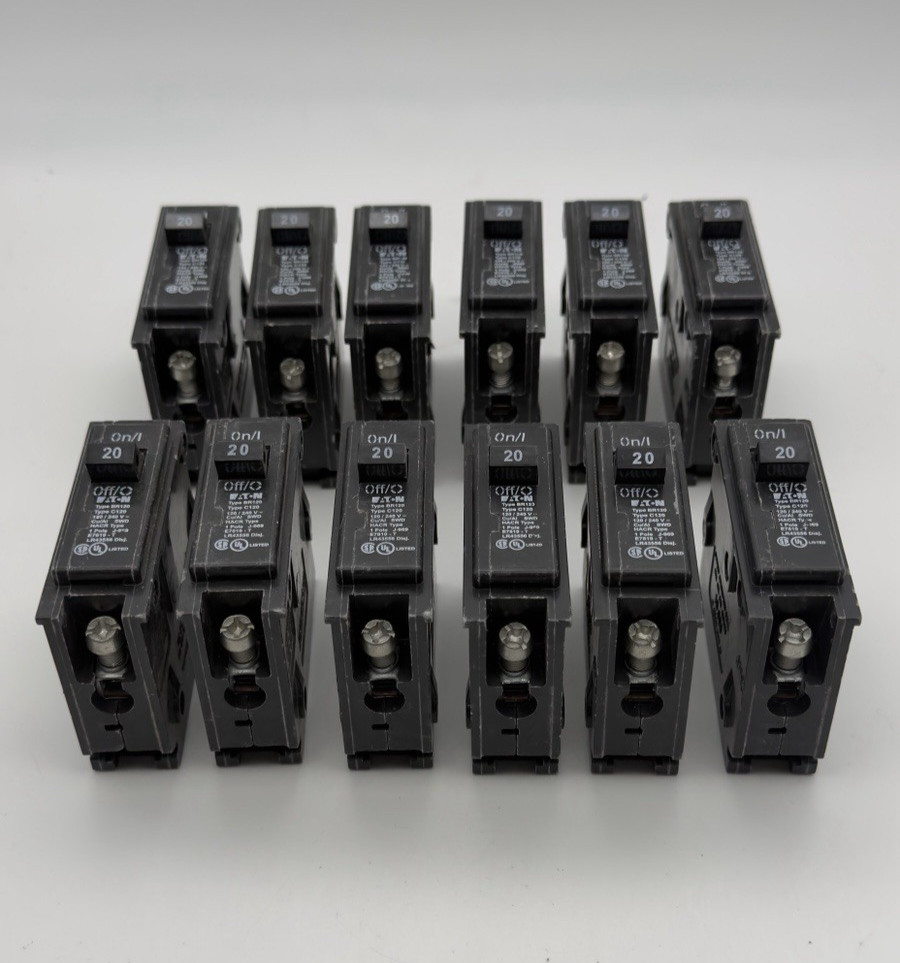 Lot of 12 – Eaton BR120 & C120 20A 1P Circuit Breakers NEW OPEN BOX