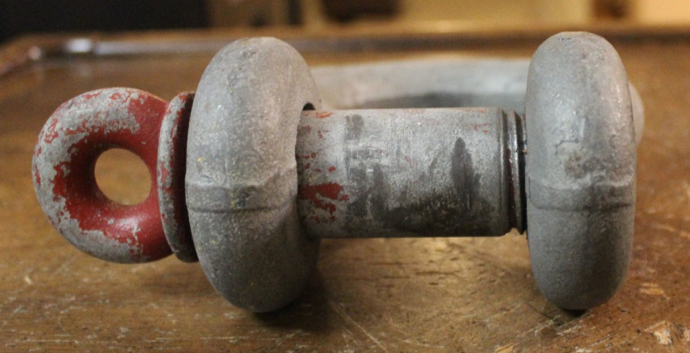 Crosby 1-1/8″ Screw Pin Anchor Shackle WLL 9-1/2 Ton Hot Dipped Galvanized Steel