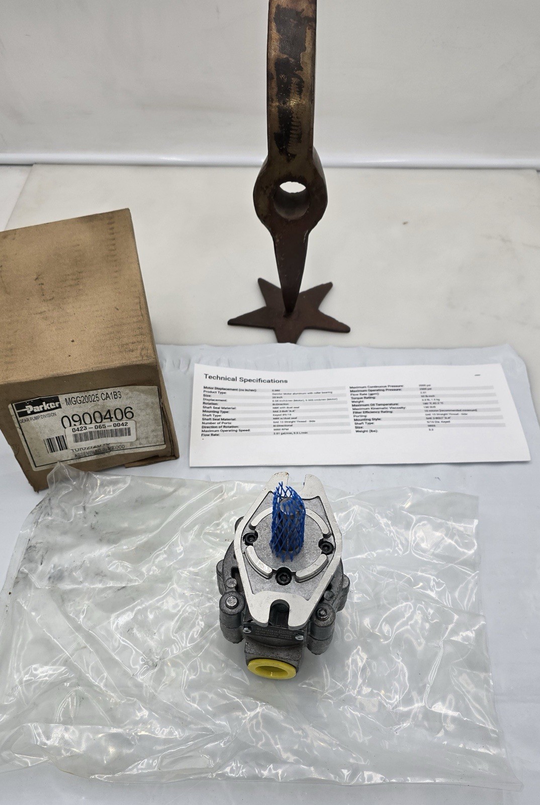 0900406 Parker-Commercial InterTech Gerotor Hydraulic Motor MGG20025-CA1B3 NEW