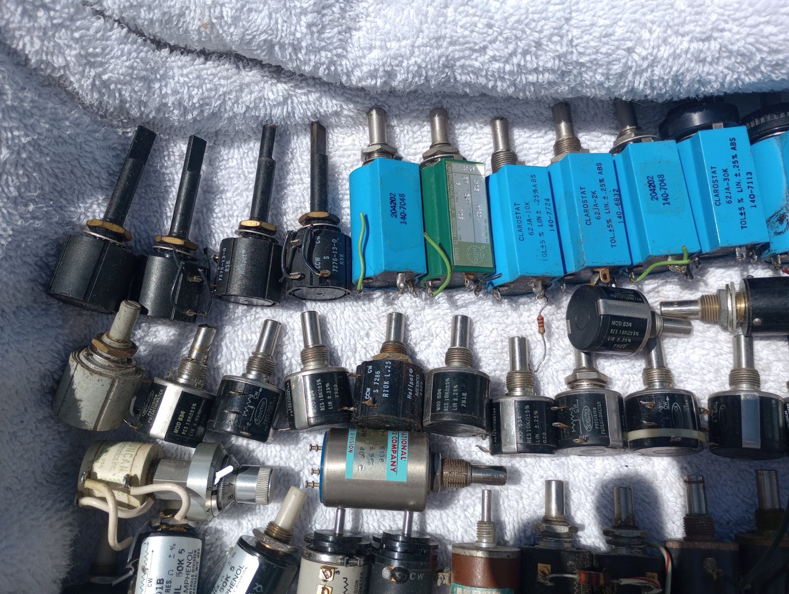 Bulk Lot of Vintage HeliPOT Potentiometer Mixed Makes & Models RADIO. SCOPES