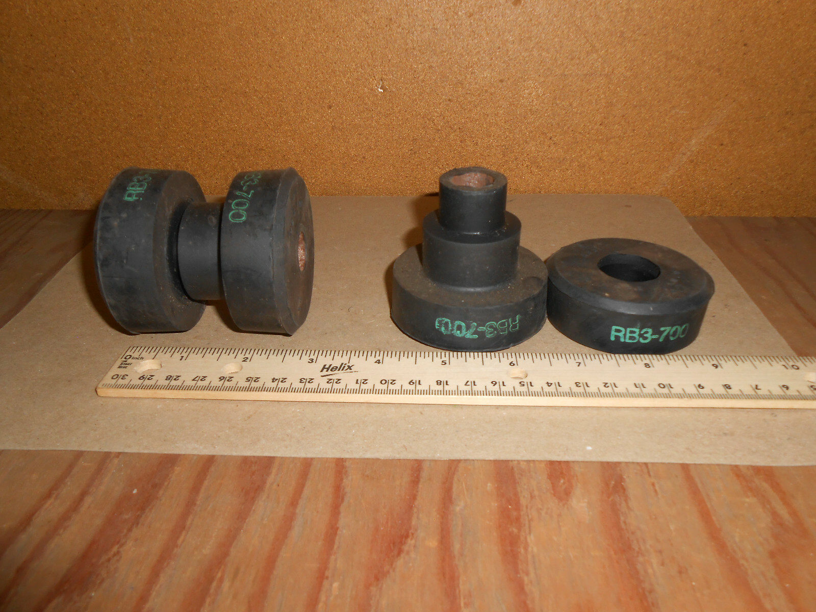 Lot of 2ea. Korfund Dynamics 2 Piece Bushing Shock Vibration Body Mount RB3-700