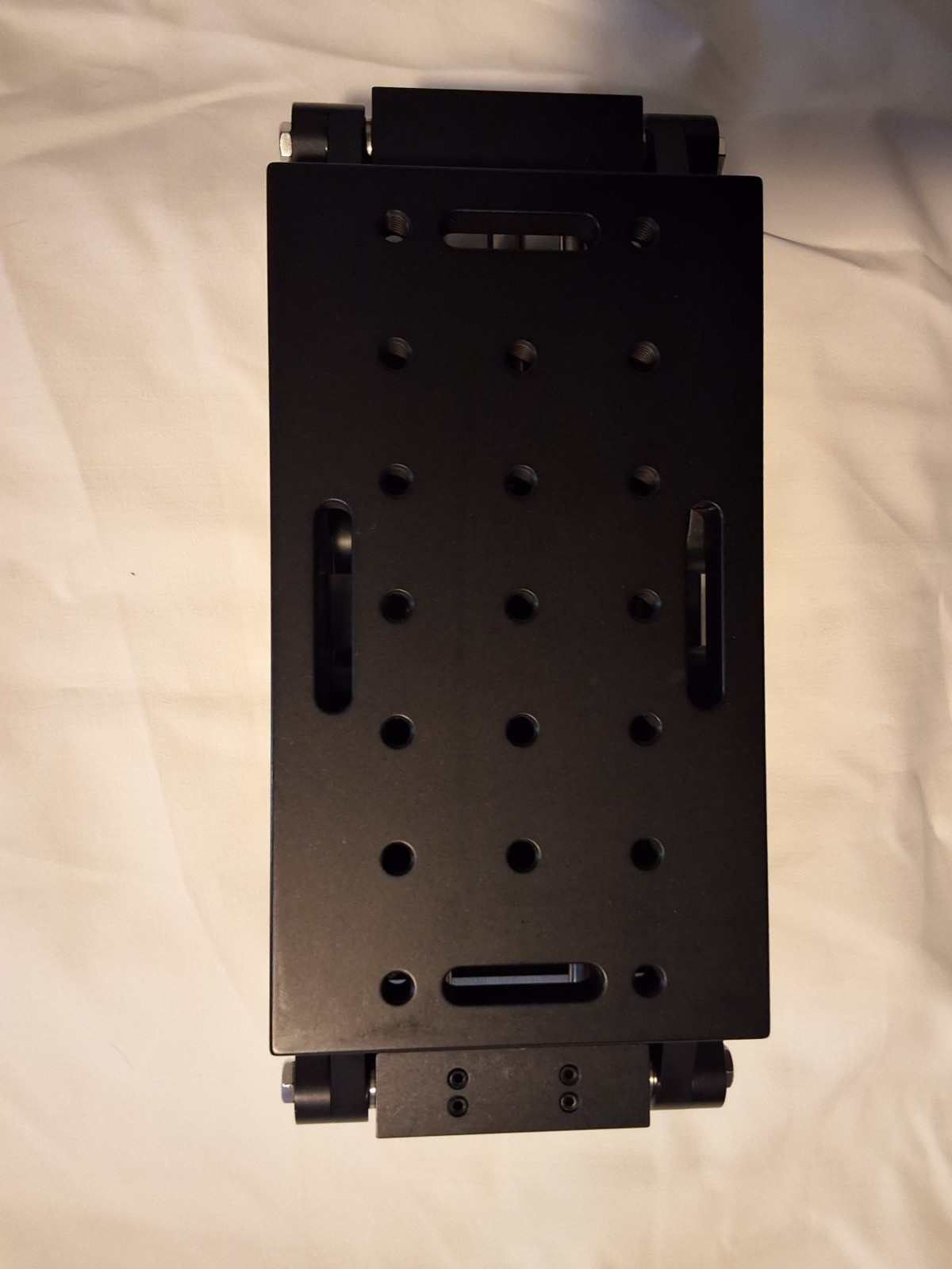 Thorlabs L490 Lab Jack Lifting Platform with Adjustment Knob.