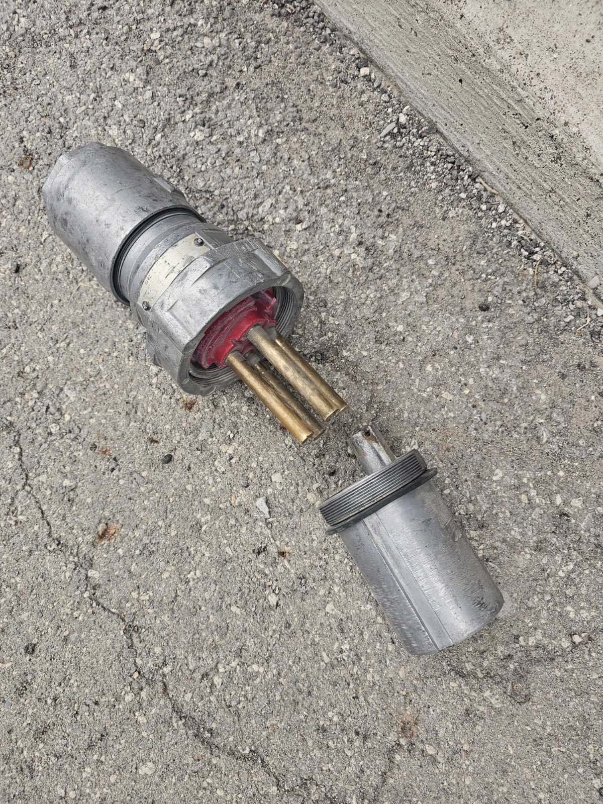 Cooper Crouse Hinds Arktite APJ-10477 Plug 100A 600V 4W 4P