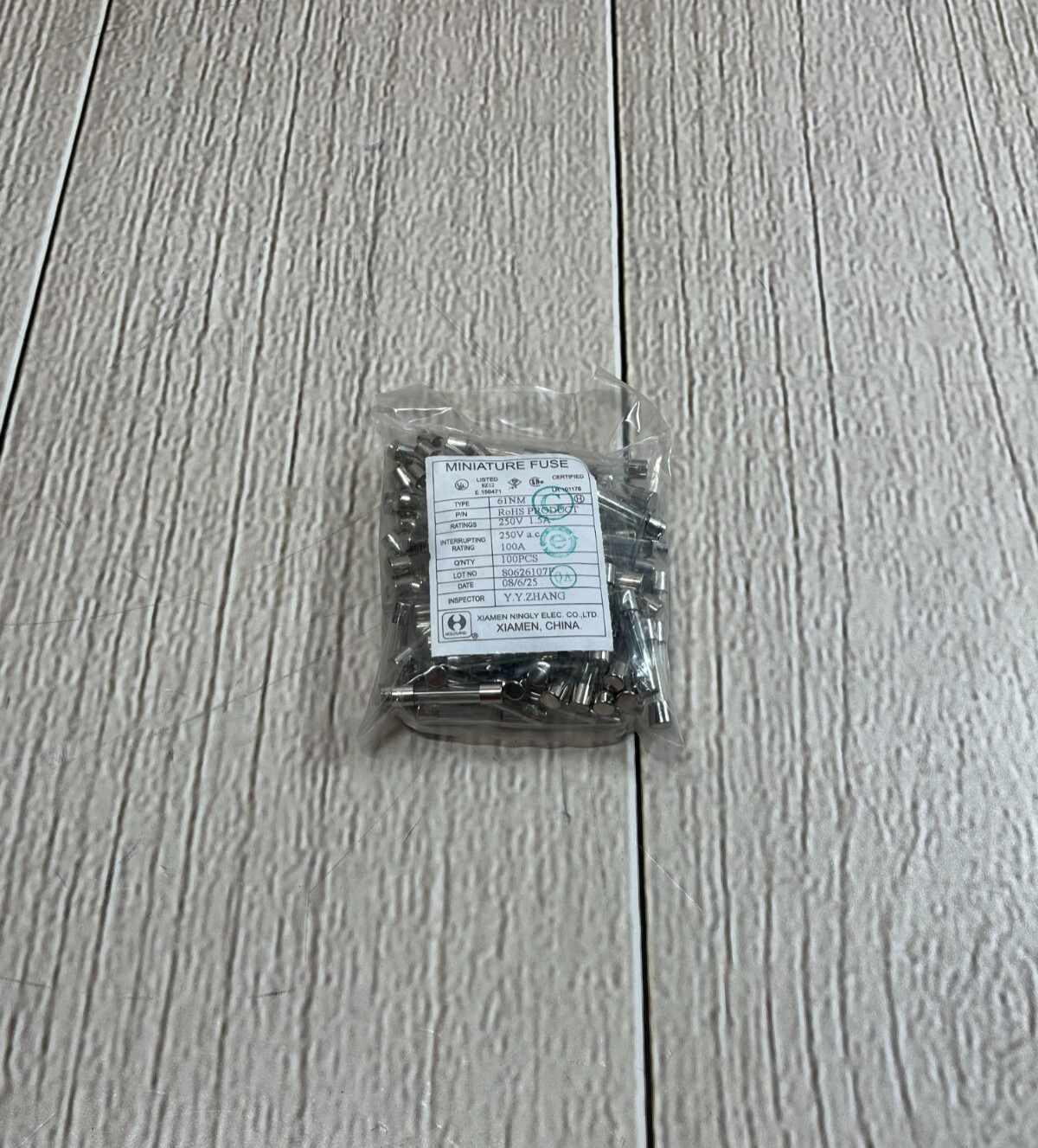 Lot of 100 RoHs Miniature Fuse 61NM 100A 250V 1.5A