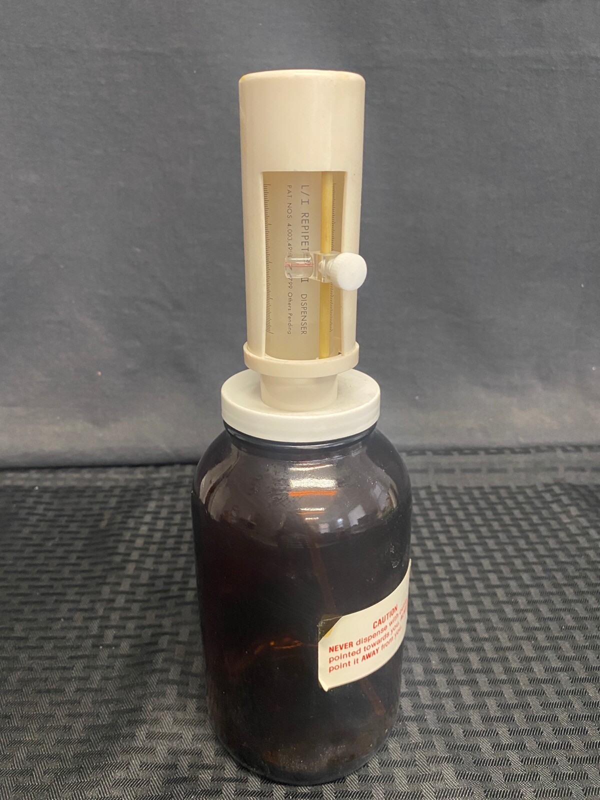 Standard Amber Glass Labindustries Repipet II 20.0mL 250mL Capacity Dispenser