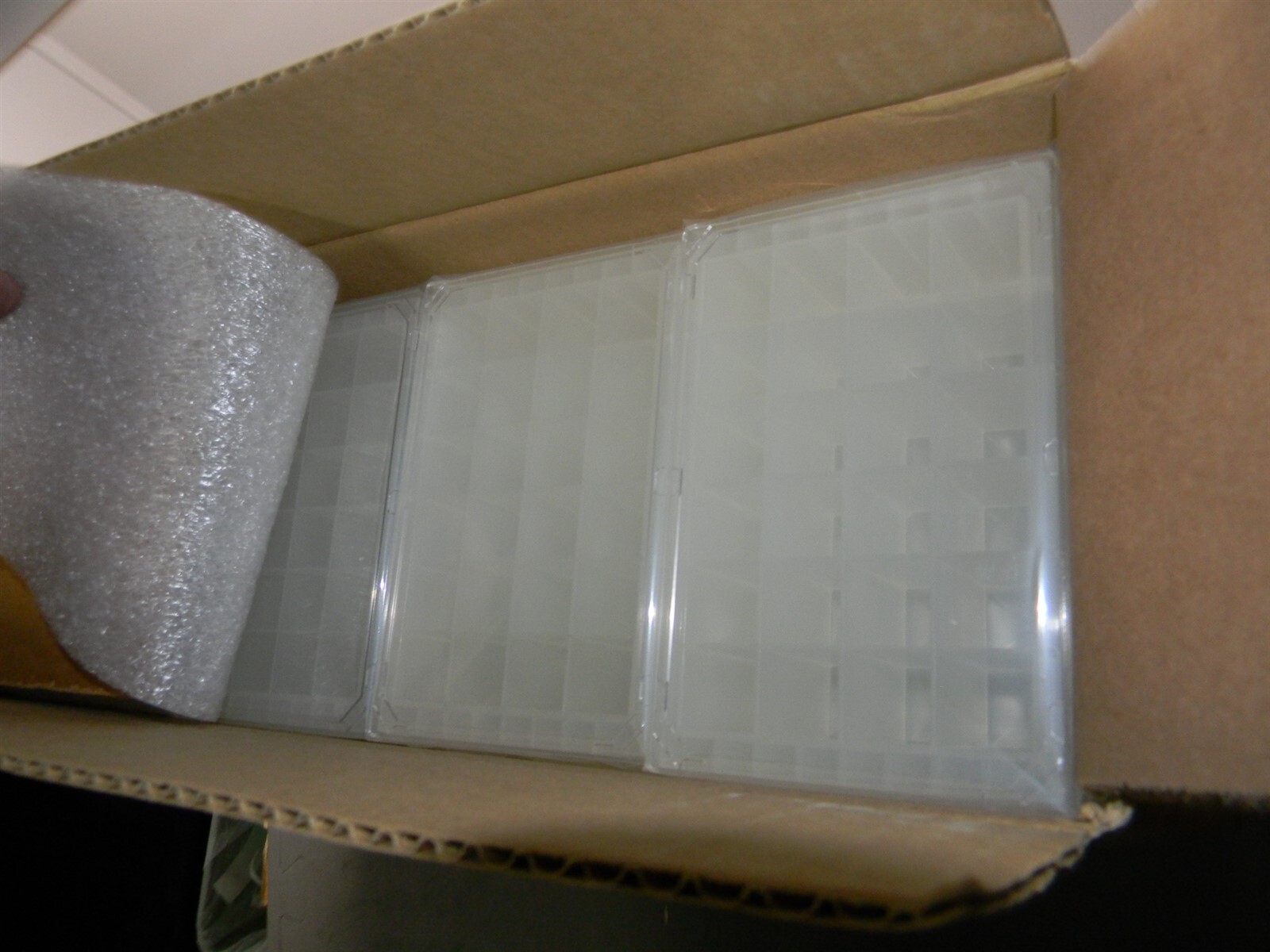 Agilent 201600-100 ST PLT 24 Well 10 mL PP W/Lid IRR 25/CS