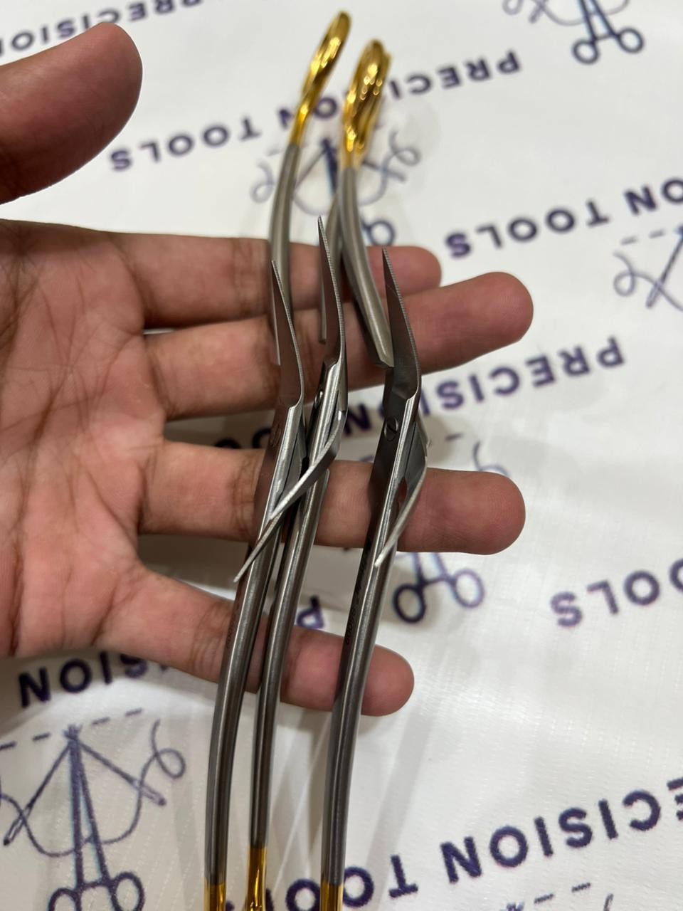 Hu-Friedy S5009 Dean Perma Sharp Dental Medical Scissors 6.25″ Lot Of 3 PCS