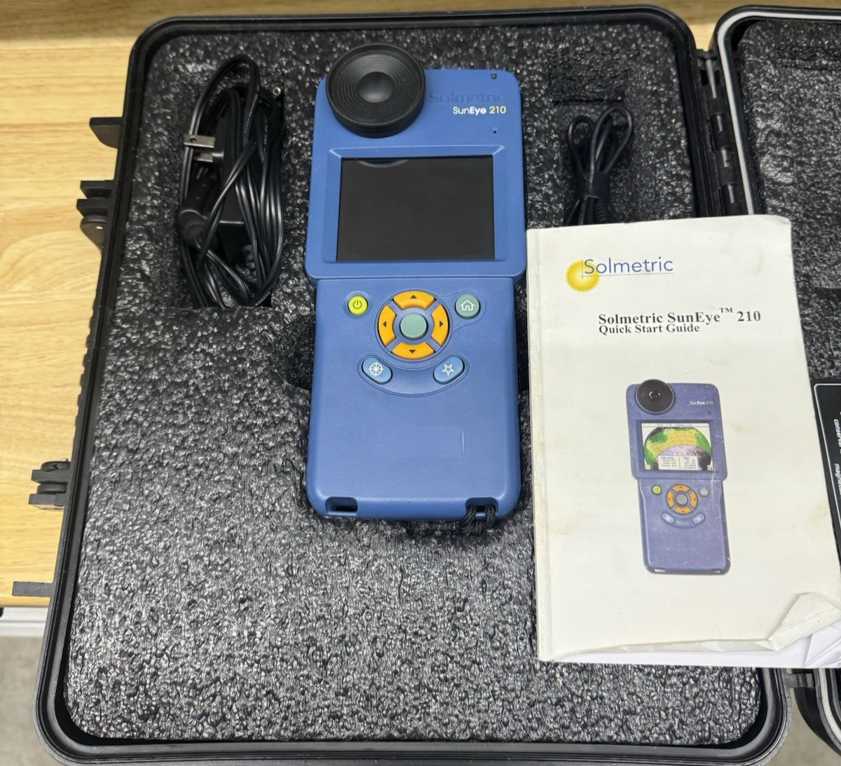 Solmetric SunEye 210 Solar Site Analyzer w/ GPS, Hard Case, Manual, Charger, USB