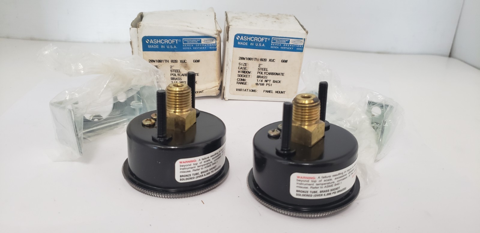 ASHCROFT 20W1001TH-02B-XUC 2″ PRESSURE GAUGE, 0/60PSI, 1/4 NPT (LOT OF 2) NIB