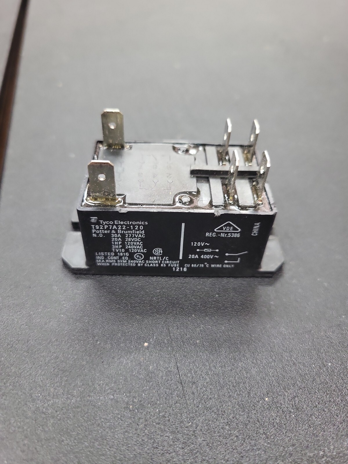 Tyco Electronics T92P7A22-120