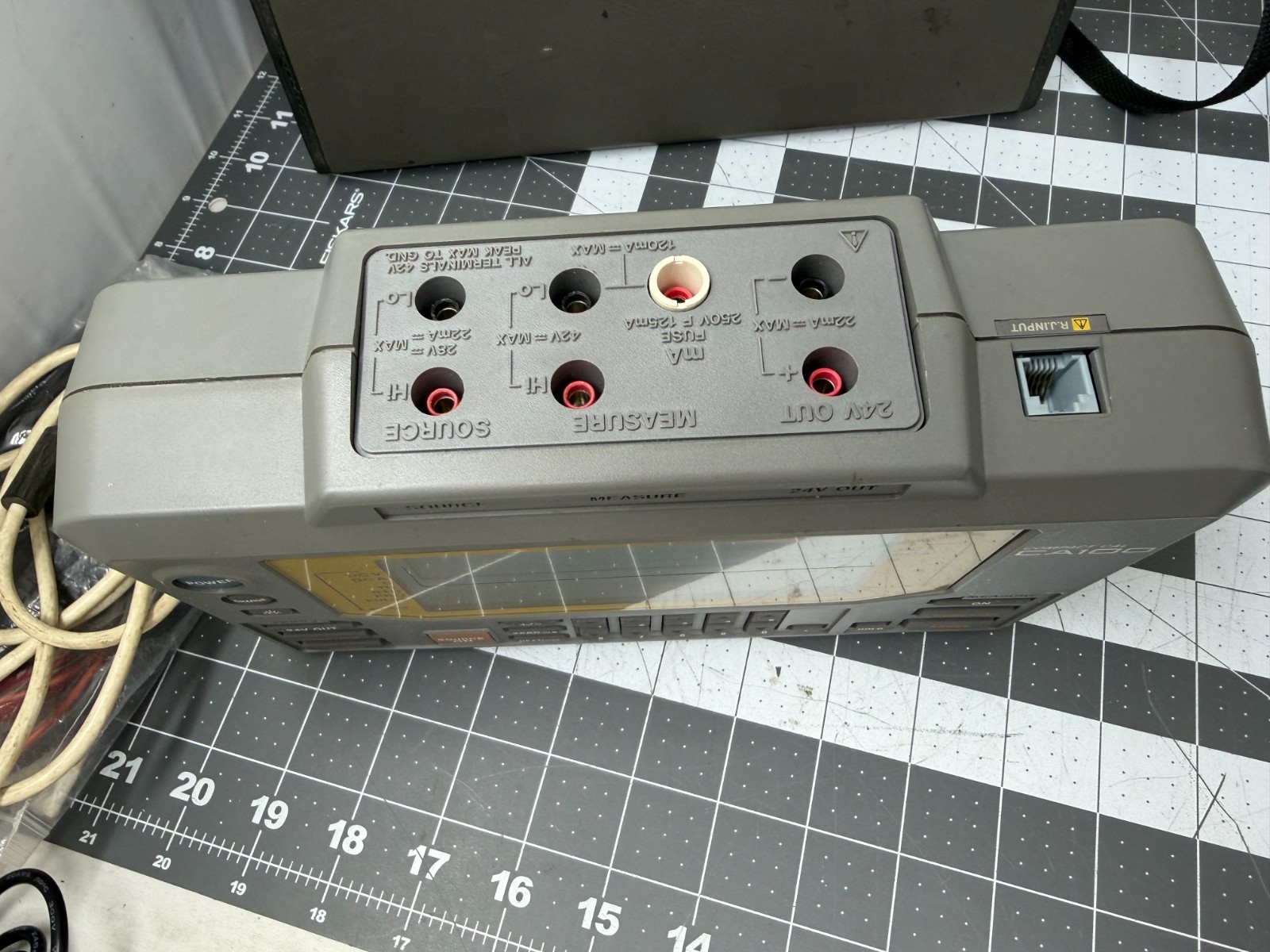 YOKOGAWA Compact CAL CA100 Voltage Measurement Current Process Calibrator