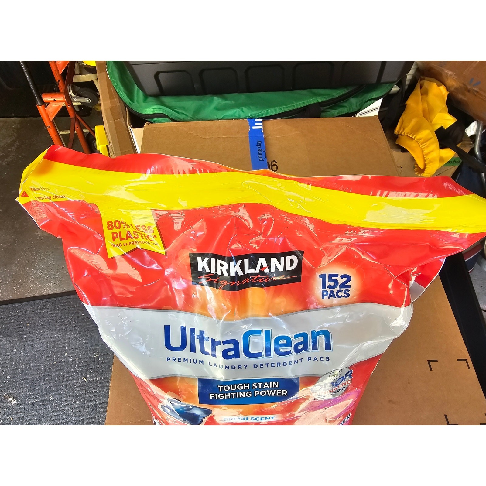 Kirkland Signature Ultra Clean HE Laundry Detergent Pacs with Patented 152 count