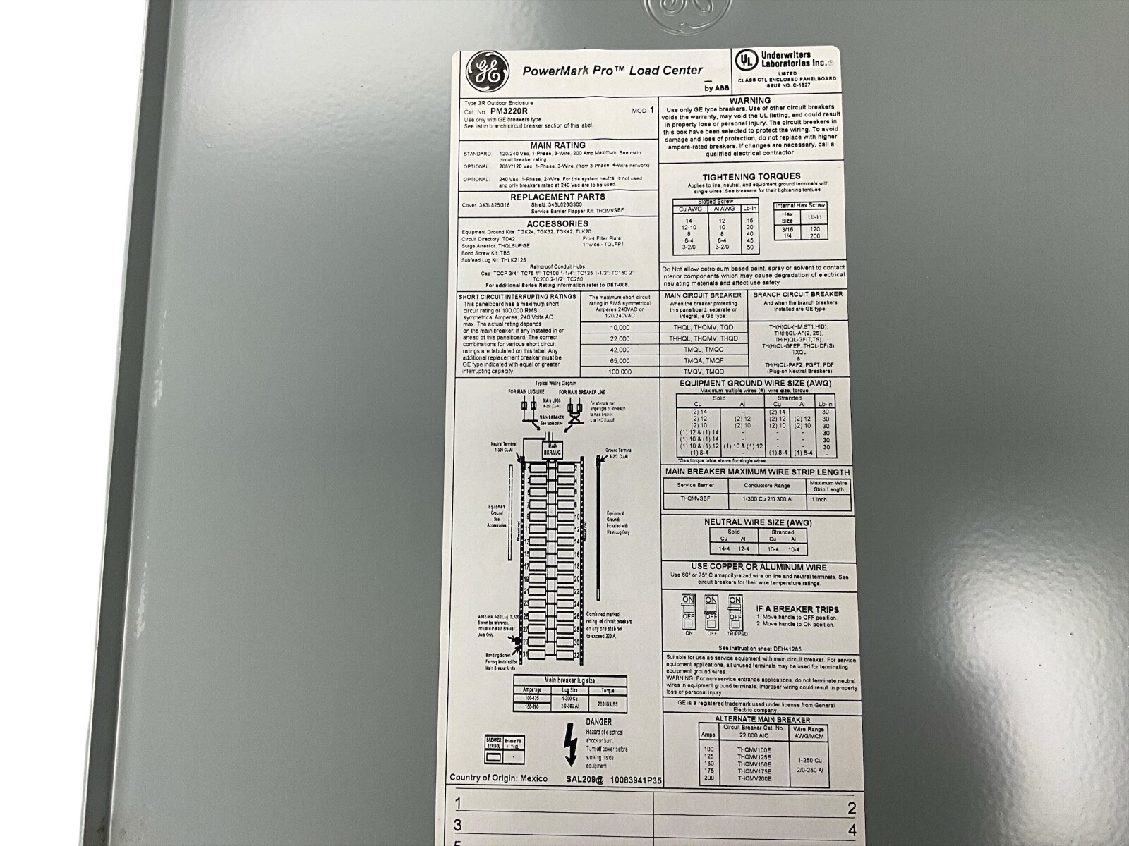 GE PowerMark 32 Space 1-Phase 200A Circuit Breaker Load Center PM3220R Outdoor