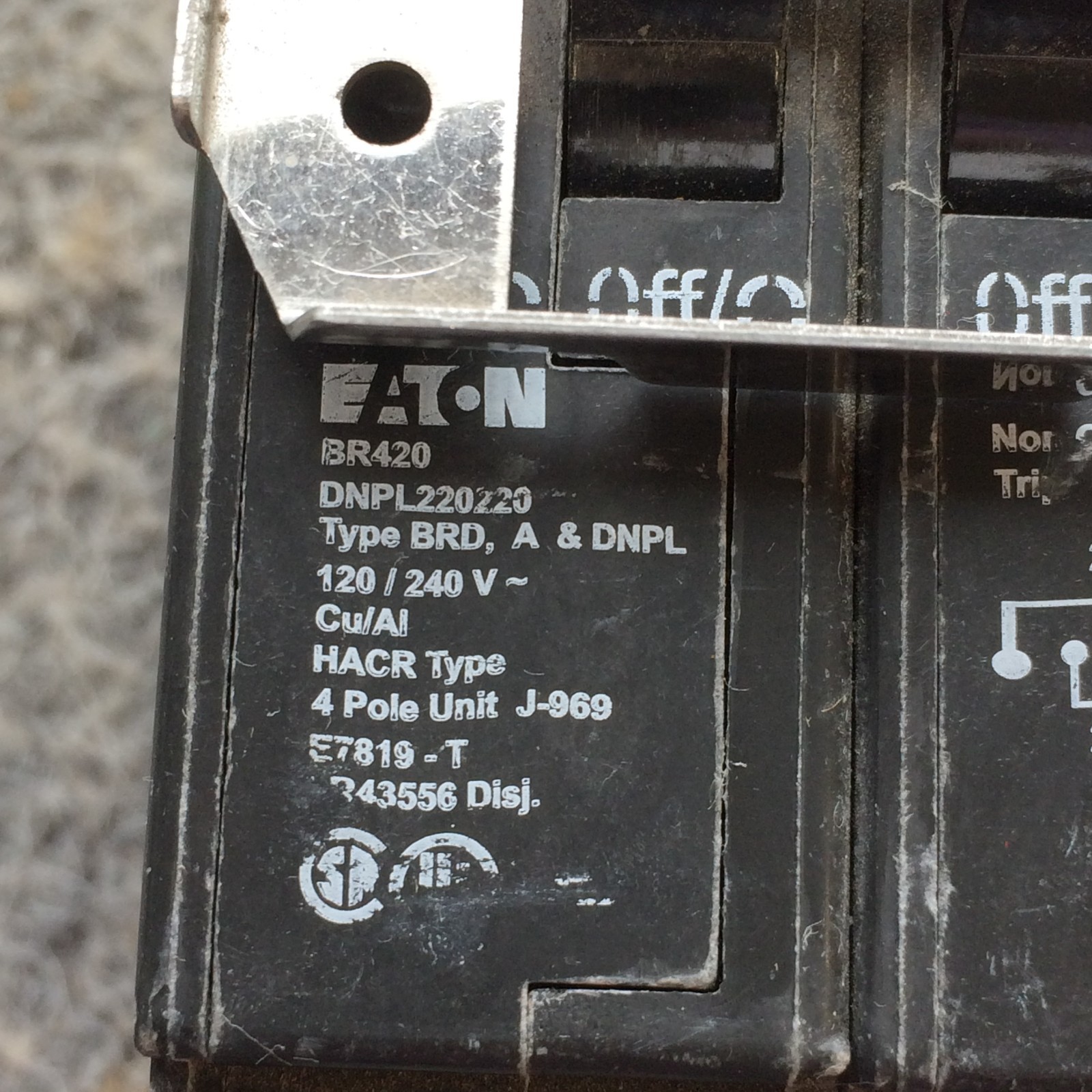 Eaton BR420 Plug-On Mount Type BR Circuit Breaker 4-Pole 20 Amp 120/240 Volt AC