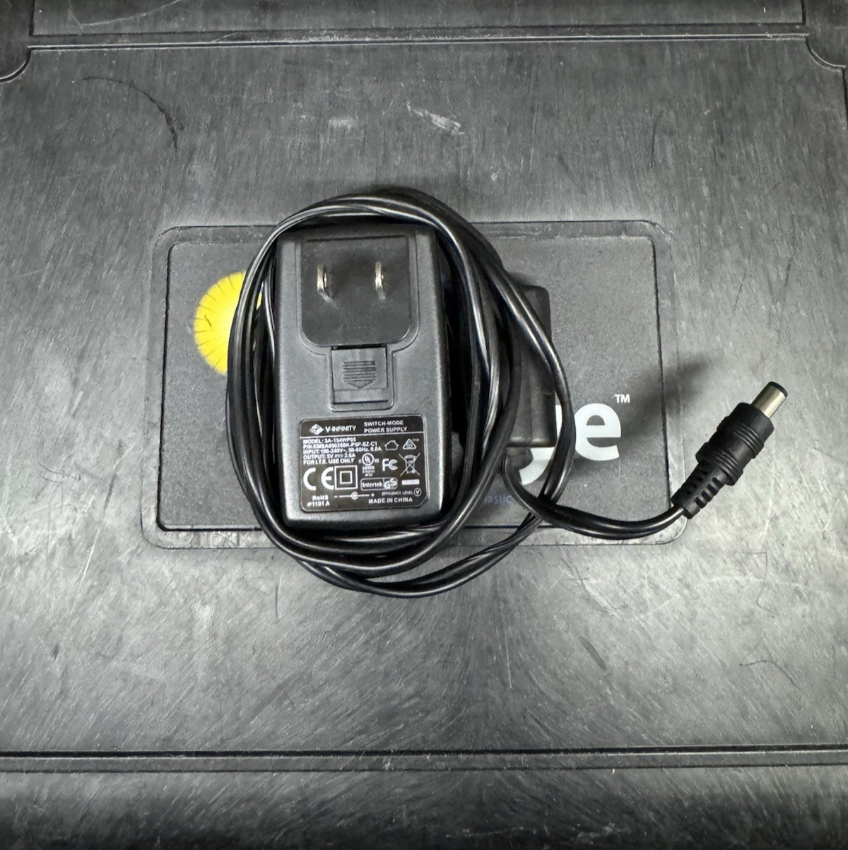 Solmetric SunEye 210 Solar Site Analyzer w/ GPS, Hard Case, Manual, Charger, USB