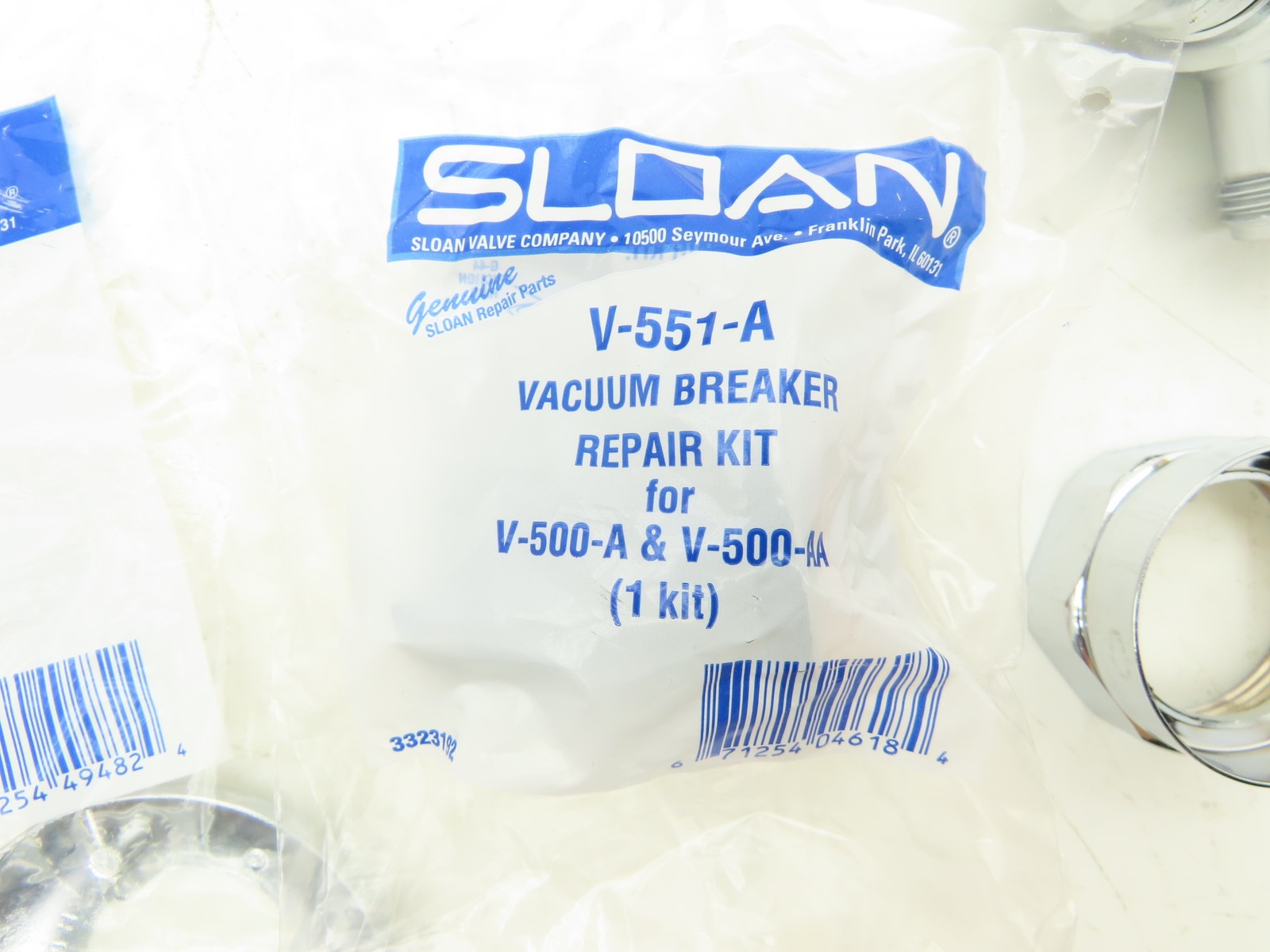 Sloan Sloan 111 XL Regal Single-Flush Flushometer Chrome IPS Inlet 1-1/2″ Spud