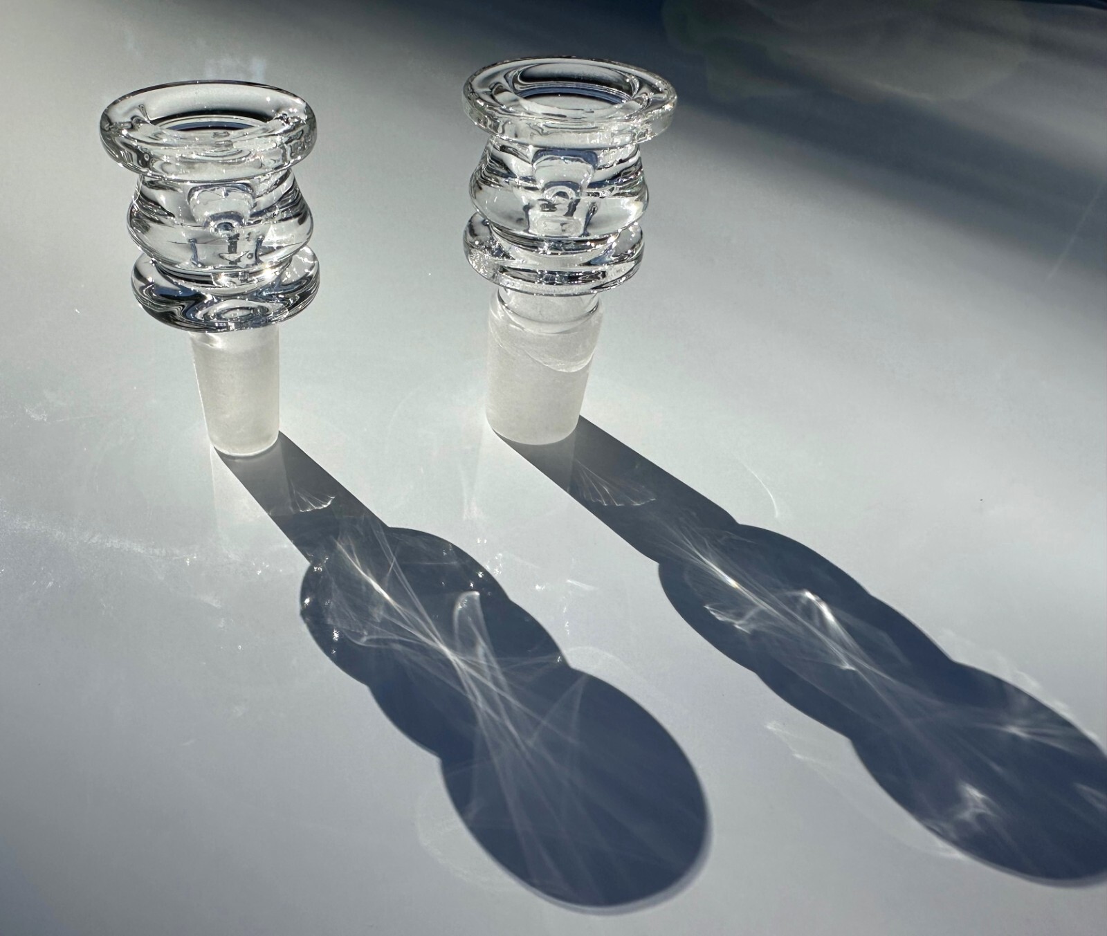 14mm 18mm Bowl Thick borosilicate Glass Male slide One Hole Push Bowl insert