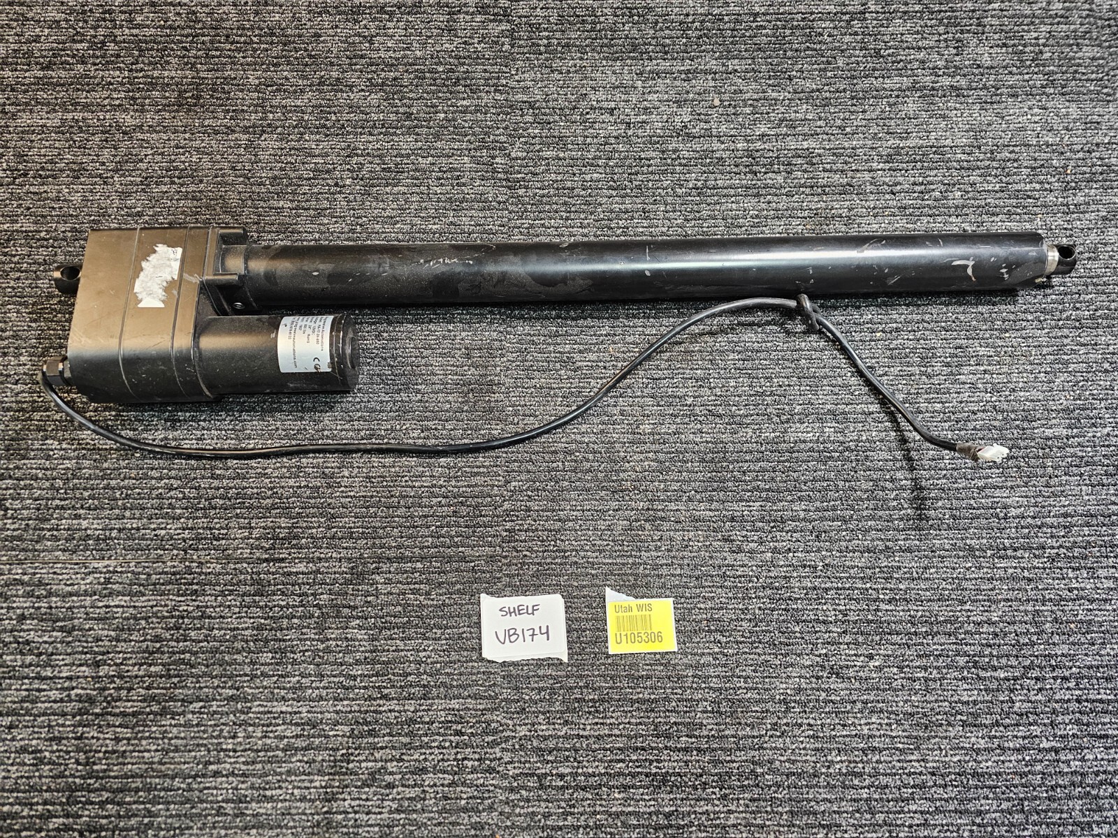 Progressive Automations PA-17-24-850 Heavy Duty Linear Actuator 24″ Stroke 850Lb