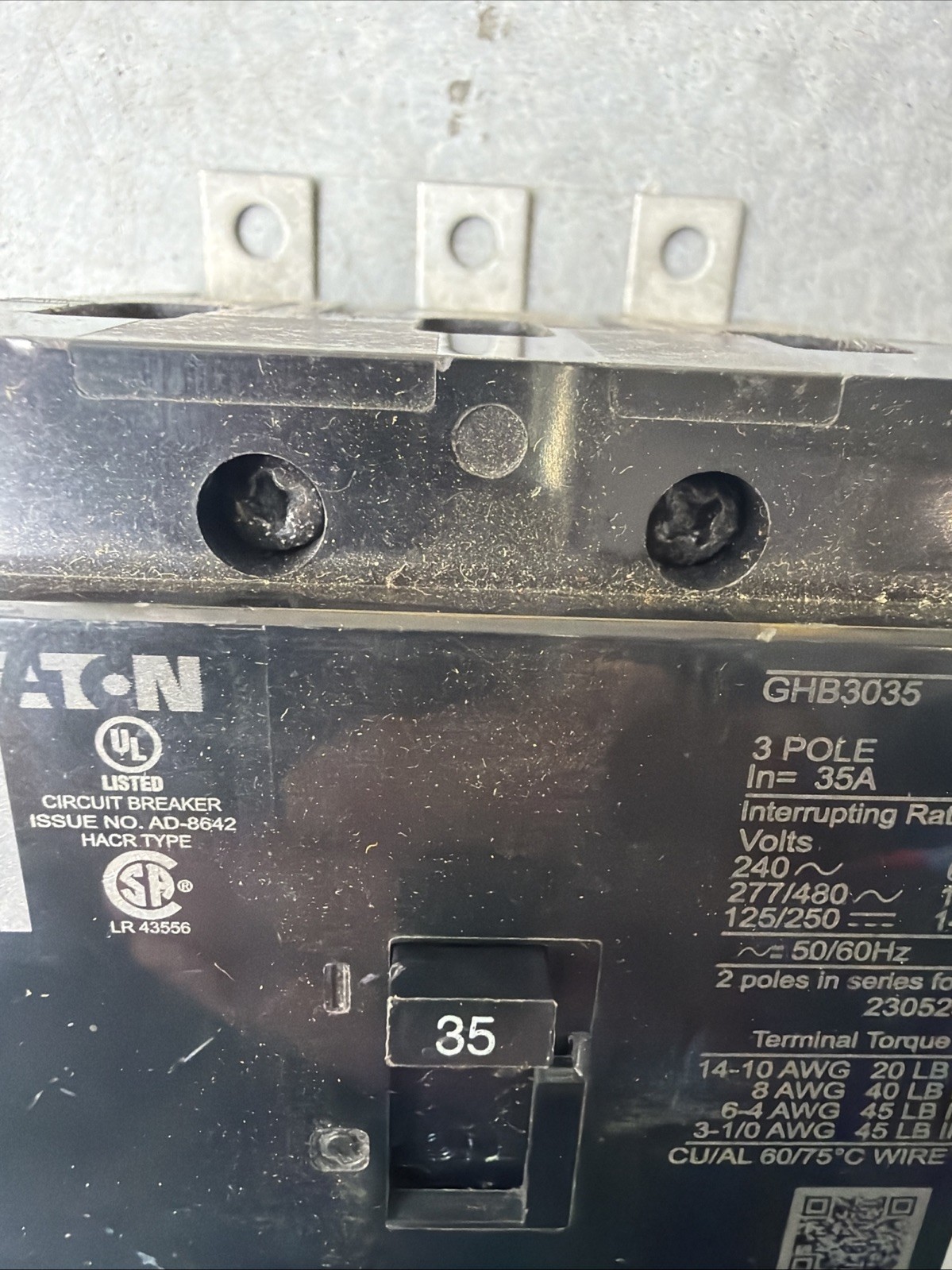 Eaton GHB3035 35A 3 Poles Circuit Breaker – Black