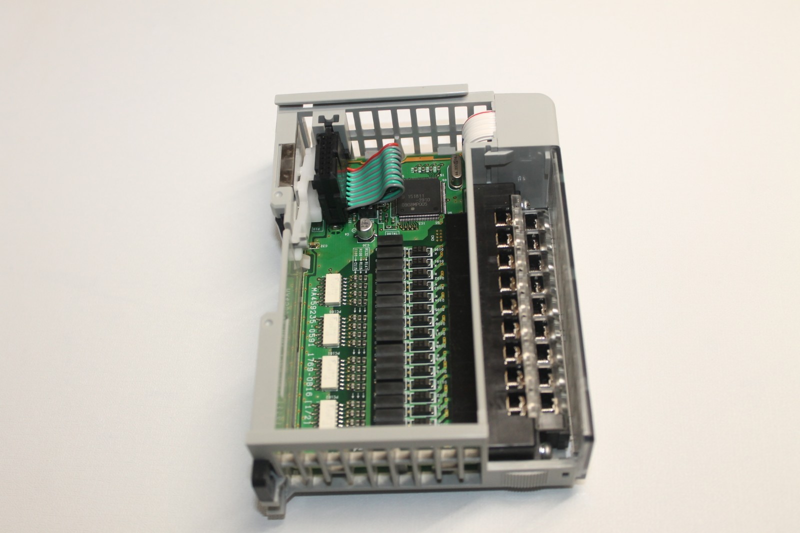 Allen-Bradley 1769-OB16 Sourcing Output Module Compact I/O PLC CompactLogix