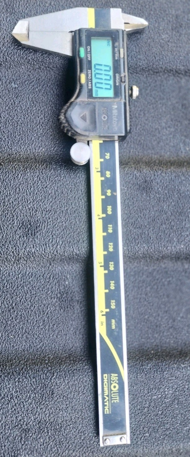 Mitutoyo 500-196-30?, Digital Caliper 0-6″ Absolute