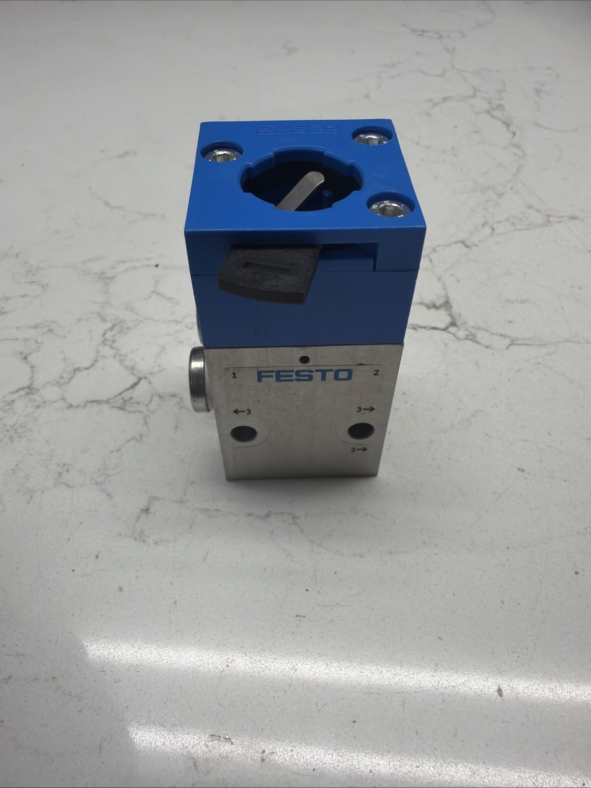 FESTO SVS-4-1/8 10192 Pneumatic Valves