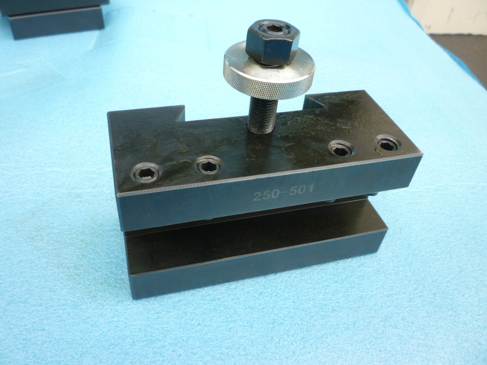 6pcs/set Quick Change Tool Post, good for 12″ – 14″ Lathe Swing, Brand New.
